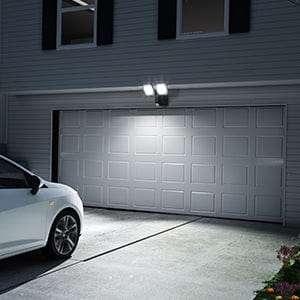 DEWENWILS Outdoor Motion Sensor Light, Battery Powered Flood Light, LED Security Light with 2 Adjustable Heads, 800LM 6000K Super Bright, IP44 Waterproof Auto ON/Off for Garage, Yard, Porch-HHSL02A