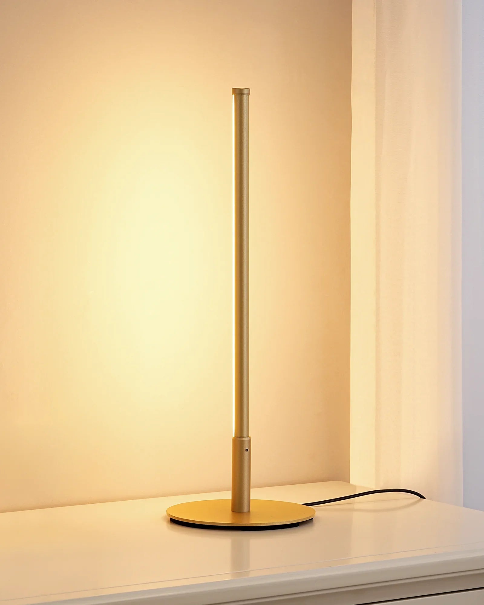 Modern Minimalist Dimmable LED Table Lamp